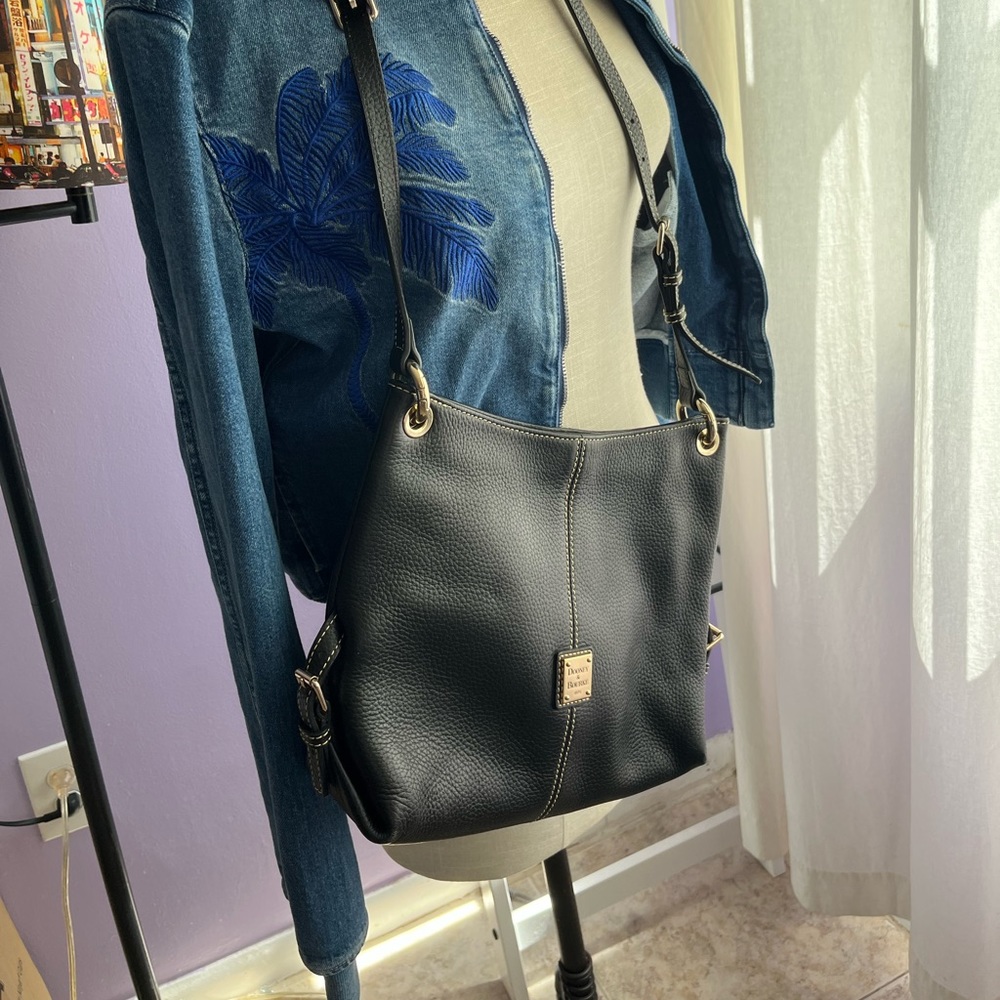 Dooney Bourke Classic Purse - Picture 14 of 16